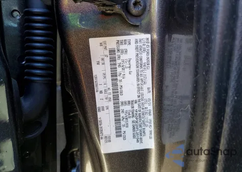 2015 Ford Focus S z USA, uszkodzony, nr VIN 1FADP3E2XFL251548